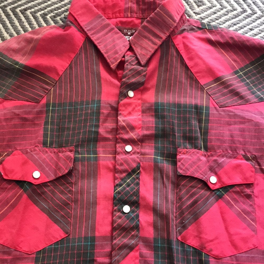 Wrangler men’s plaid cowboy shirt